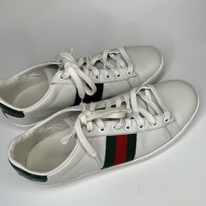 Gucci Classic Ace Sneakers